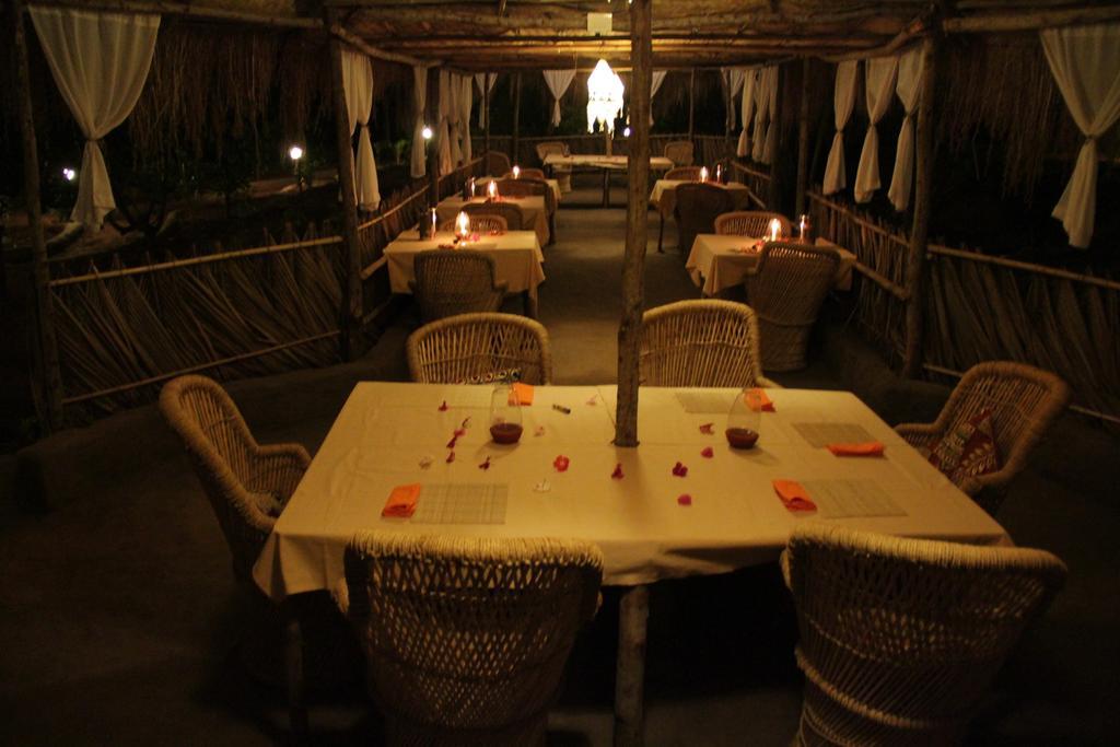 Banyan Tree Yoga Hotel Mandrem Buitenkant foto