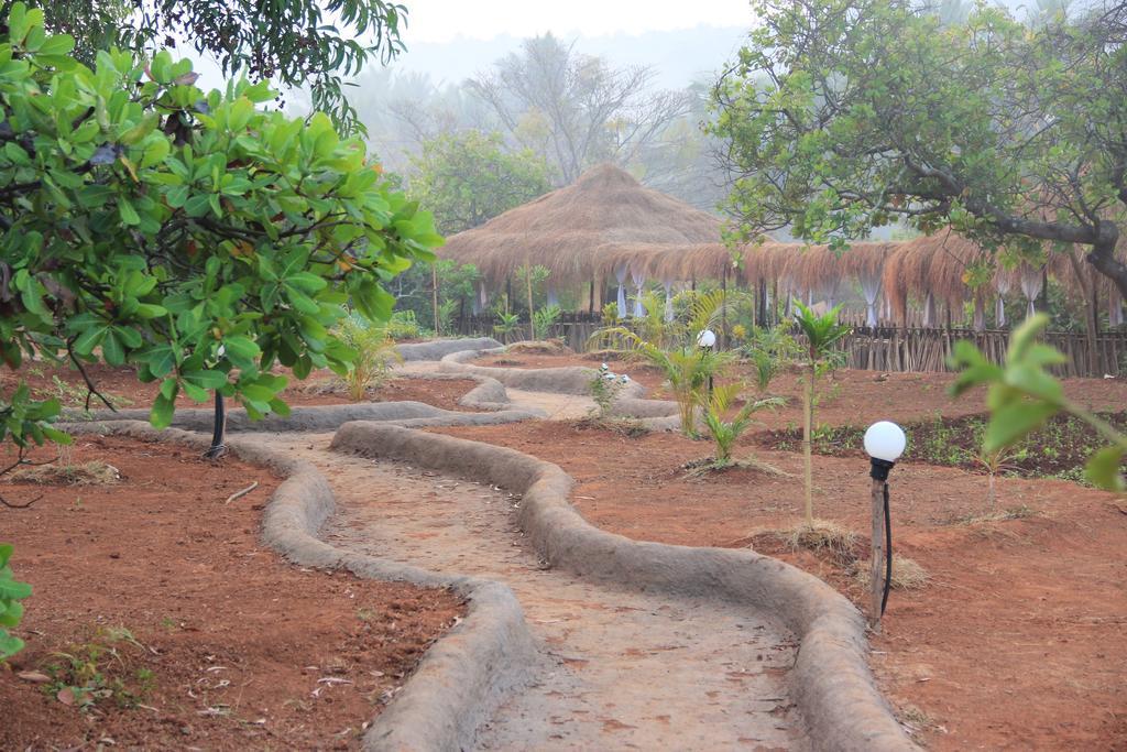 Banyan Tree Yoga Hotel Mandrem Buitenkant foto
