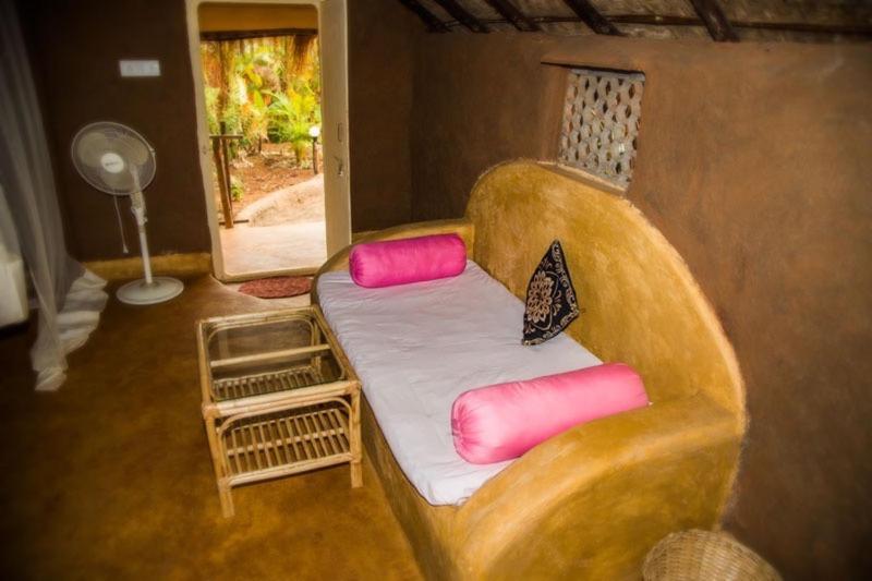 Banyan Tree Yoga Hotel Mandrem Buitenkant foto