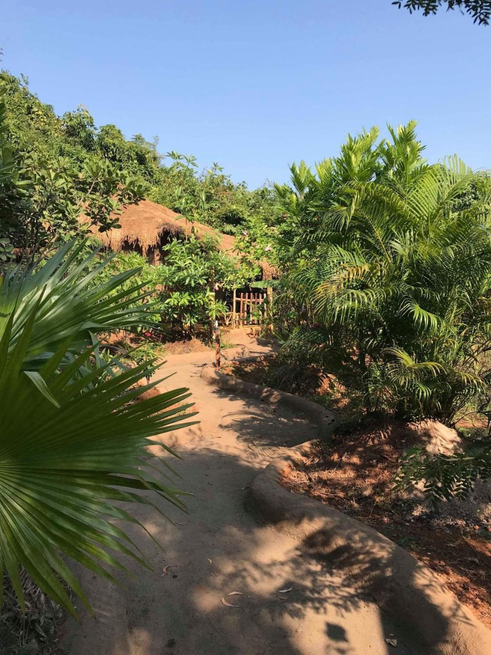 Banyan Tree Yoga Hotel Mandrem Buitenkant foto